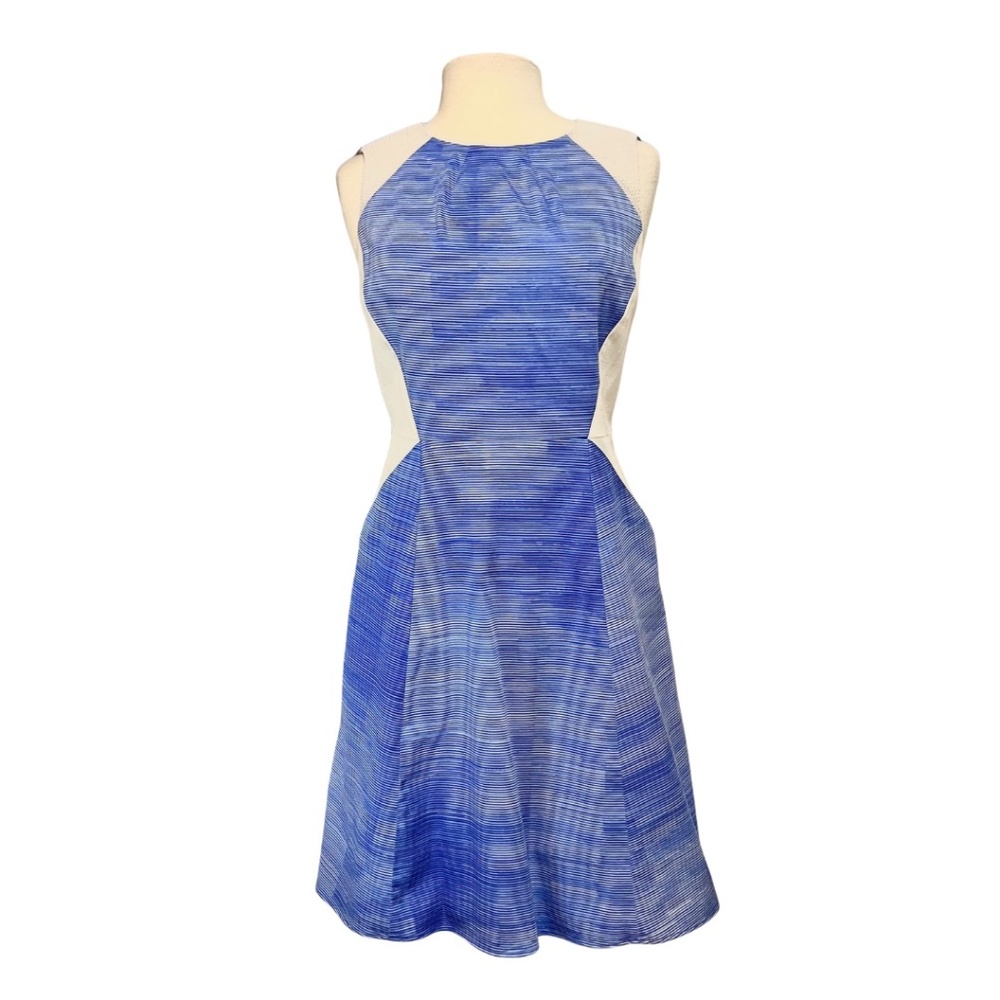 T Tahari Dress Sz 8 Blue & White Sheath A-Line Professional Work Striped Pockets
